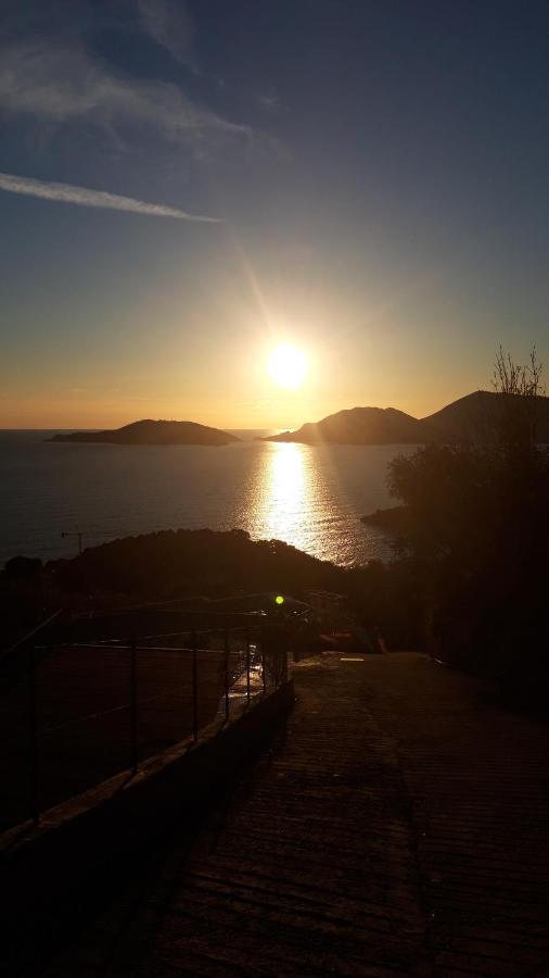 Venti Dal Mare Hotell Lerici Exteriör bild